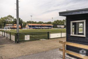 Tribune SV Urk op sportpark de Meent